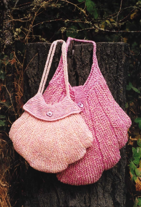 AC305 Scallop Purse & Knitting Bag